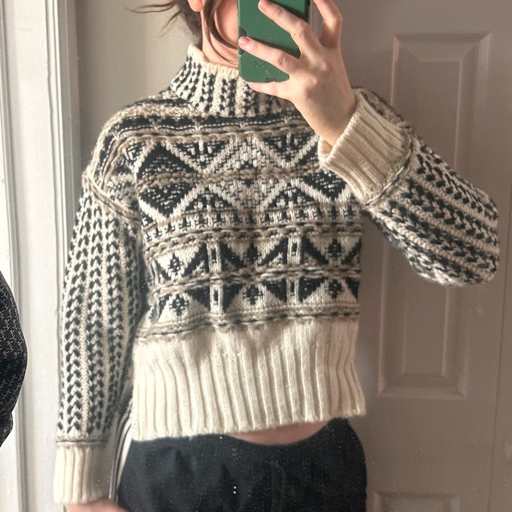 Splendid Black and Cream Wool Sweater
